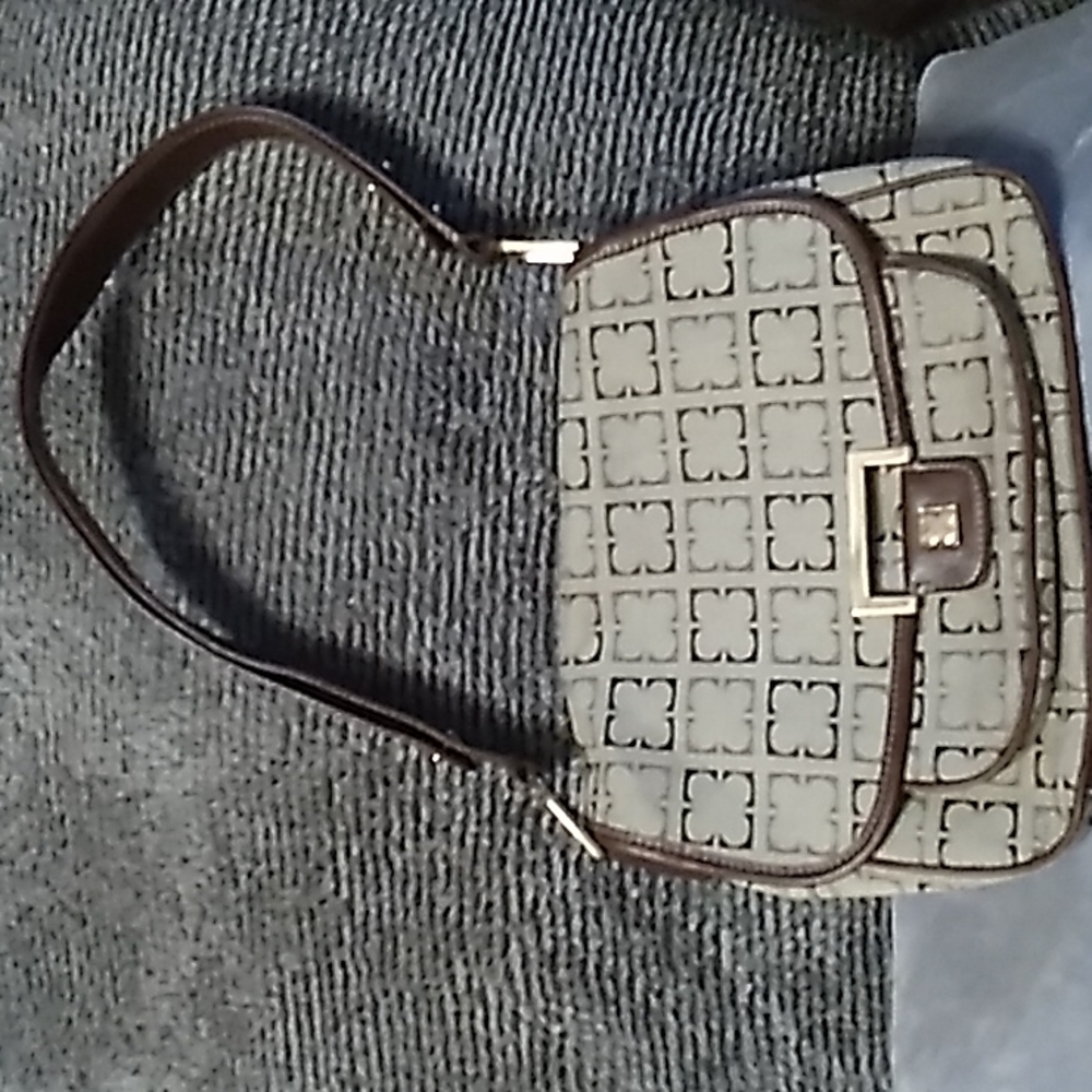 Liz Claiborne New York Clover Cream Brown Print Snap Closure Purse
